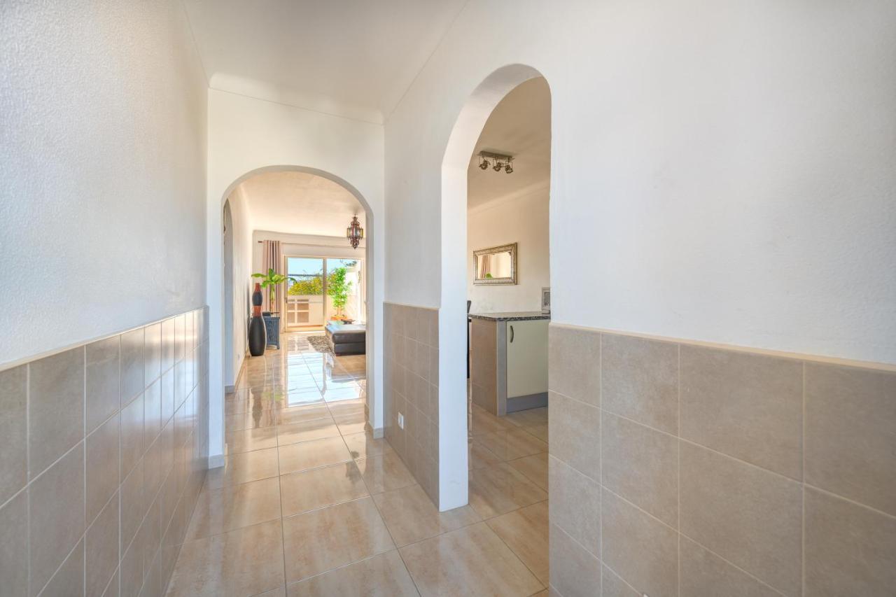 Algarsun - Idealy Situated Holiday Apartment With All Modern Comfort Αλμπουφέιρα Εξωτερικό φωτογραφία