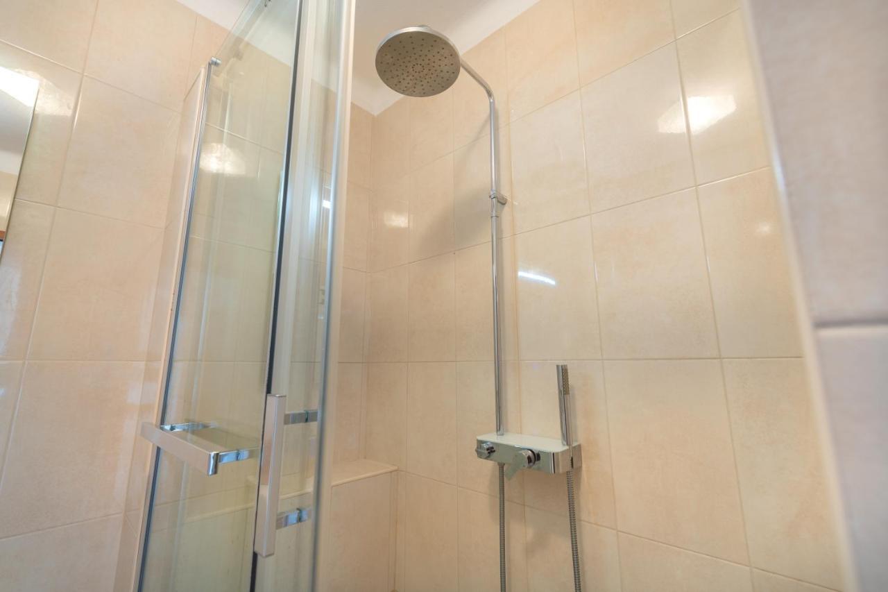 Algarsun - Idealy Situated Holiday Apartment With All Modern Comfort Αλμπουφέιρα Εξωτερικό φωτογραφία